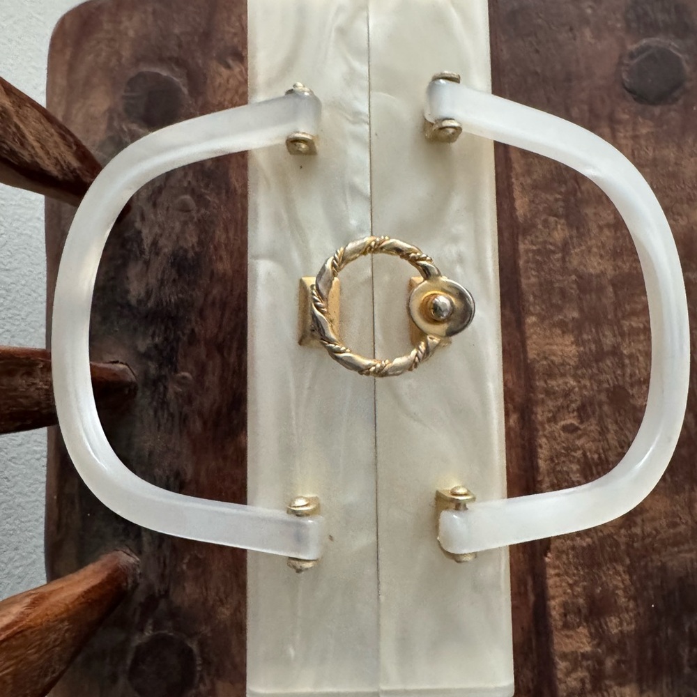 Vintage Pearlescent Cream Acrylic Satchel Handbag - Picture 5 of 16